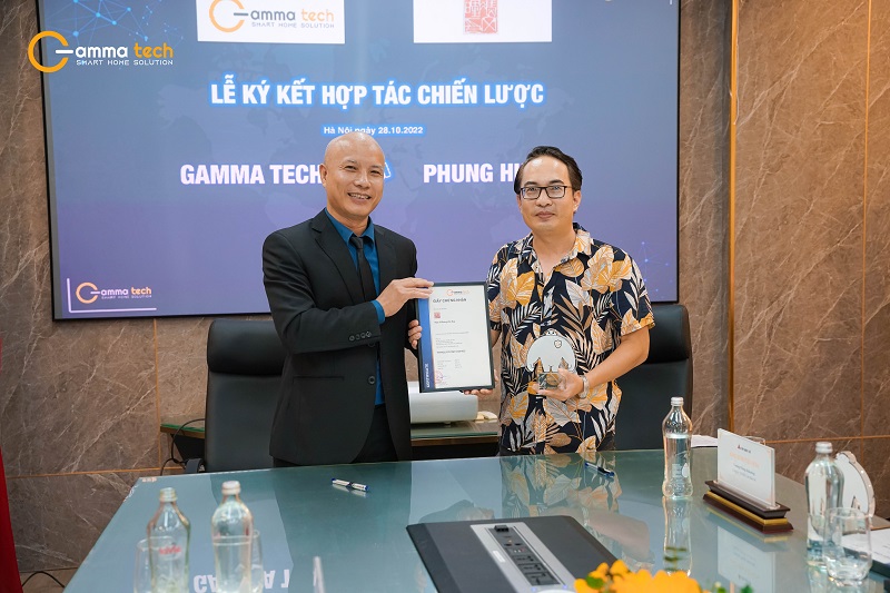 Họa sĩ Phùng Huy đóng vai trò quan trọng trong quá trình thi công và hoàn thiện căn mẫu Gamma Tech